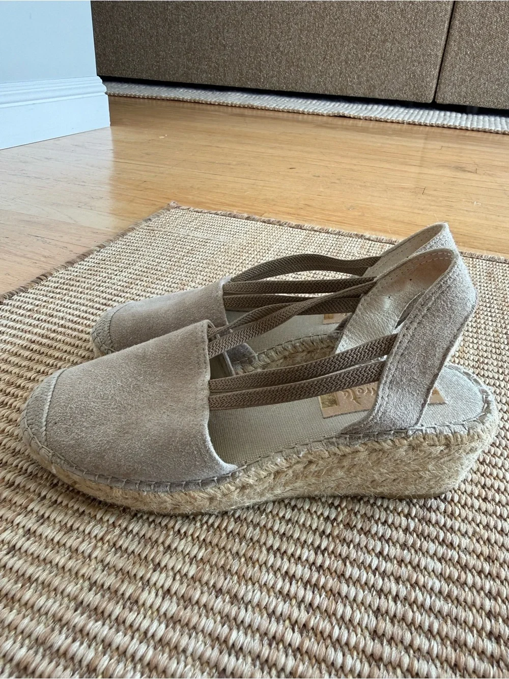 Vidoretta espadrille wedges
